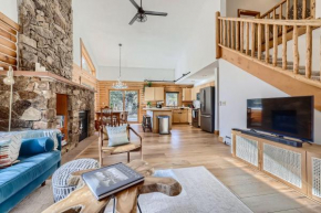 Cabin on The Blue an On the River Private Home with a Hot Tub and Views Breckenridge